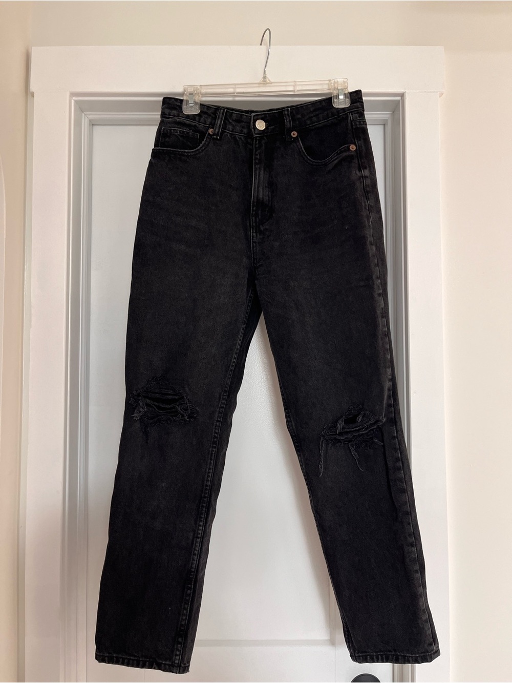 Zara Black Straight-Leg Distressed Jeans